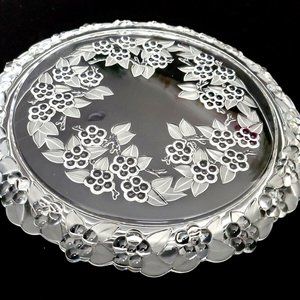 L@@K Gorgeous Glass Flower Embossed Round Serving Plate Platter 13.5"
